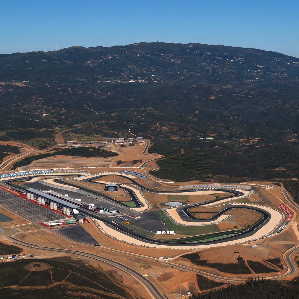 Autódromo Internacional do Algarve — Equipamento desportivo em Algarve